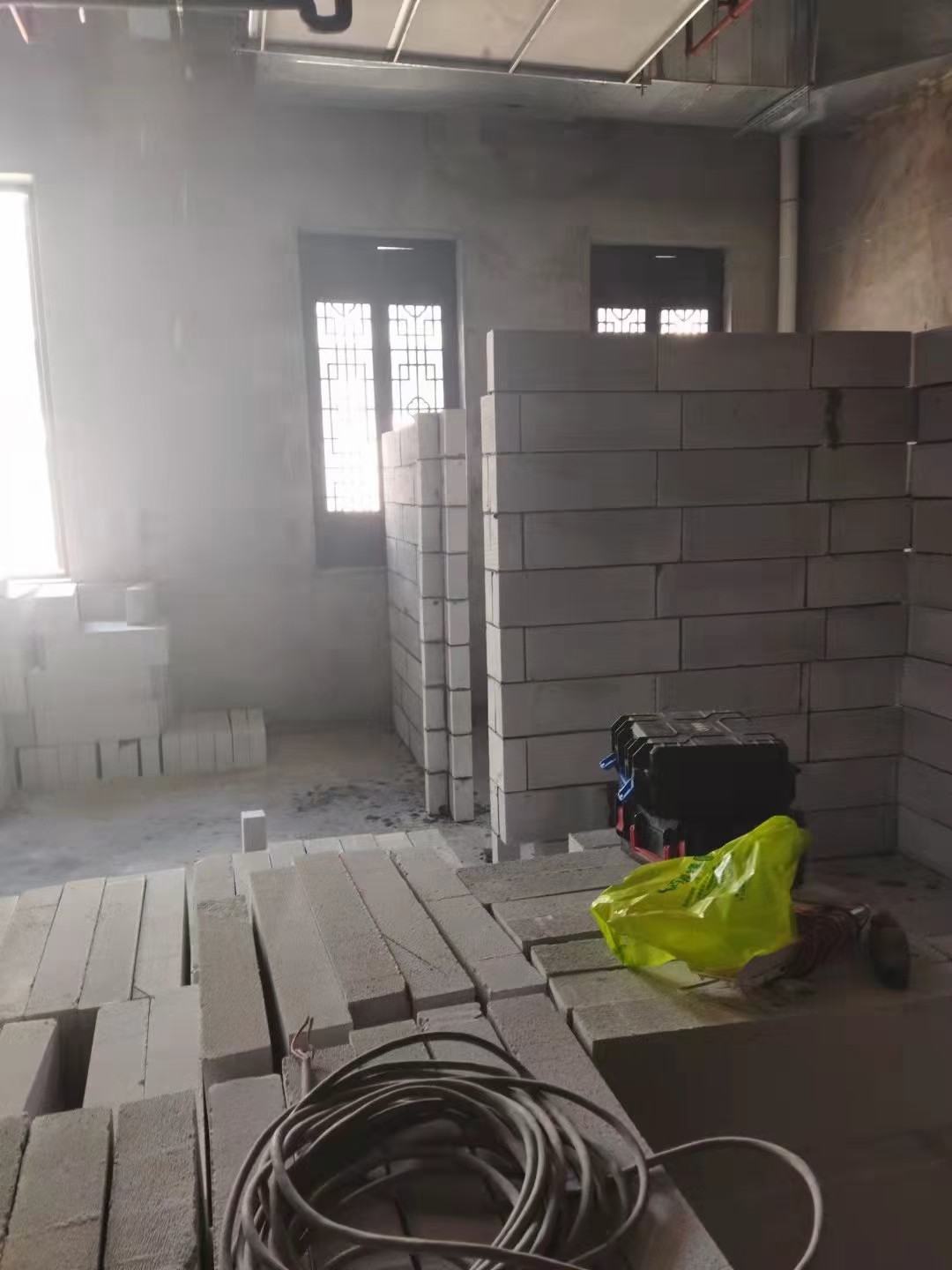 保温隔热与室内隔墙场景